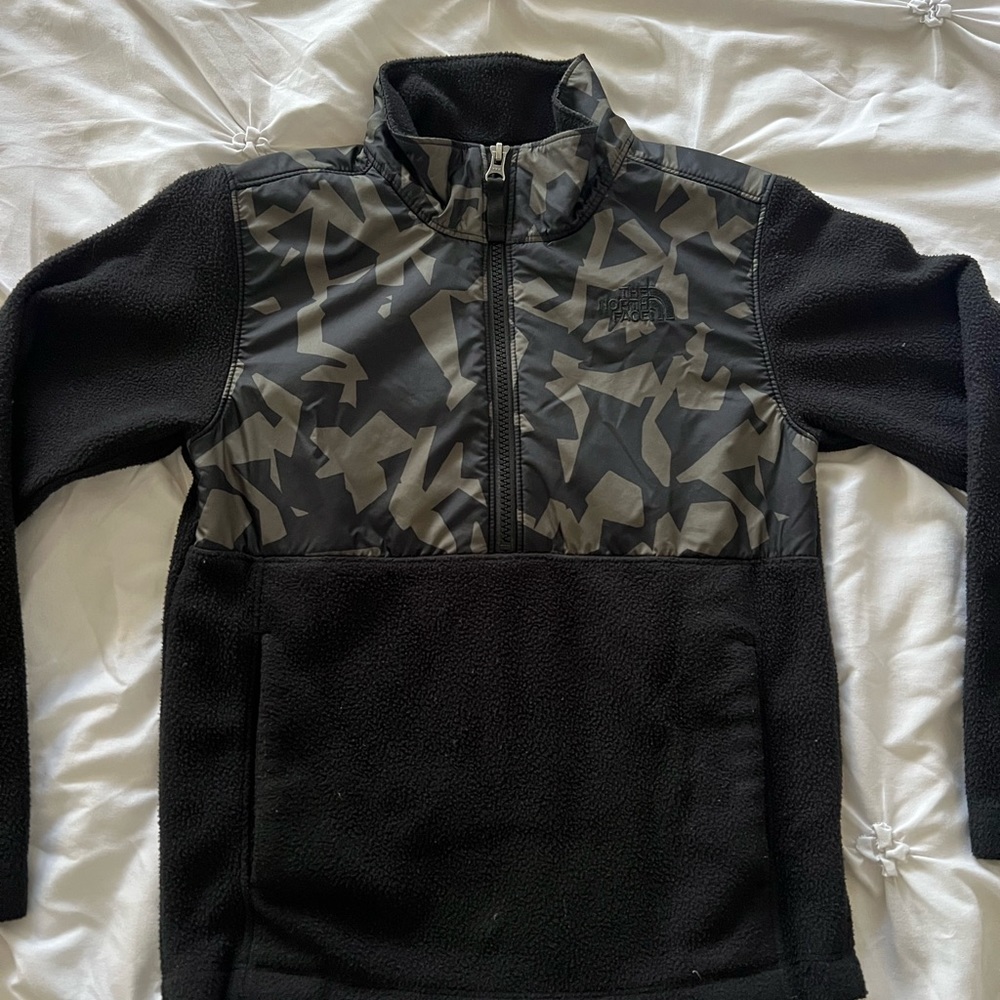 Th North Face 1/2 Zip Pull Over Fleece Boys Size Small
